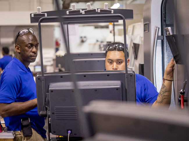 CNC Machine Shop at Boyce Technologies